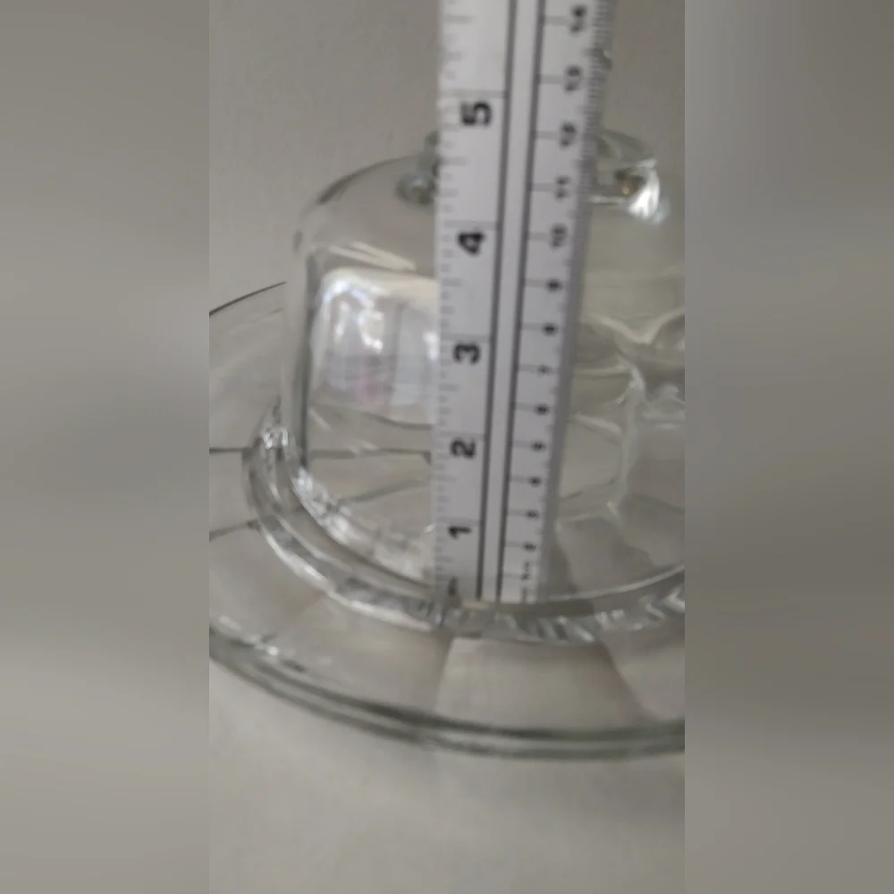 Clear Paneled Glass Cheese Dome W/11” Plate To Hold Crackers
